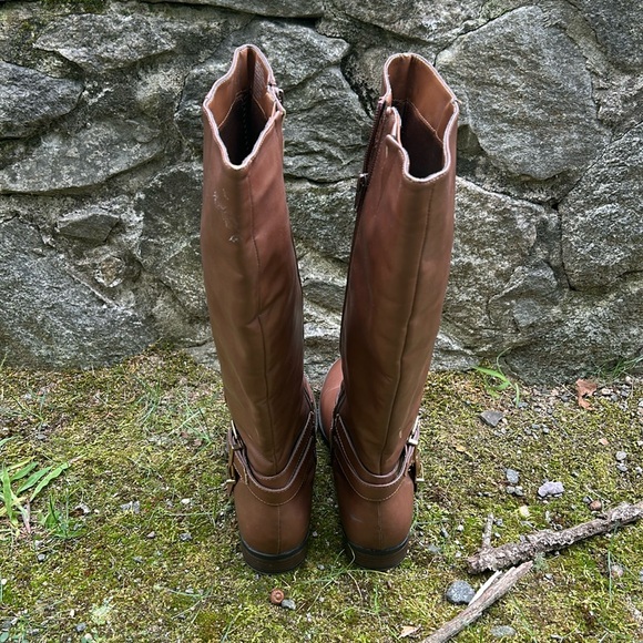 Express riding boots/tall brown boots, size~8 - Picture 4 of 6